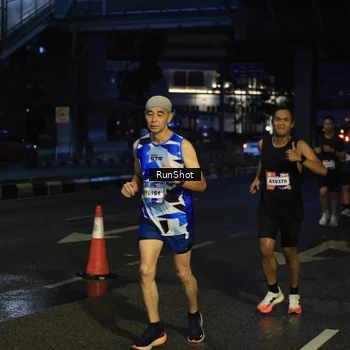 Runner Photo 7905726