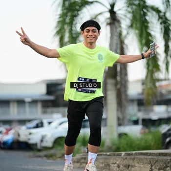 Runner Photo 7905728