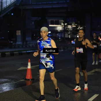 Runner Photo 7905740
