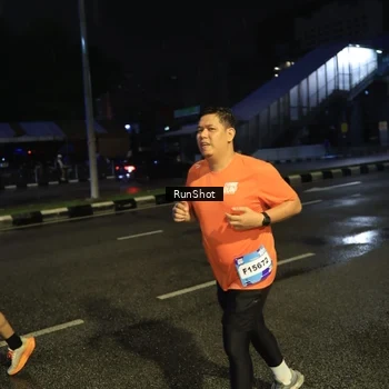 Runner Photo 7905746