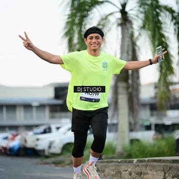 Runner Photo 7905751