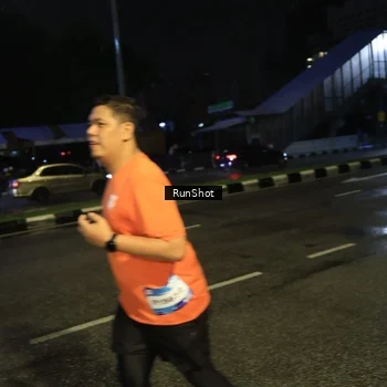 Runner Photo 7905757
