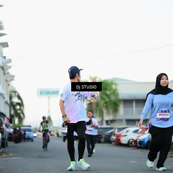 Runner Photo 7905763