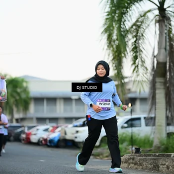 Runner Photo 7905768