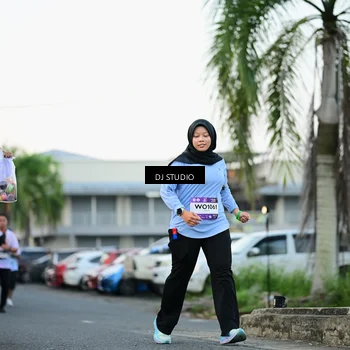 Runner Photo 7905769
