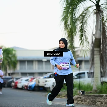Runner Photo 7905770