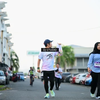 Runner Photo 7905776