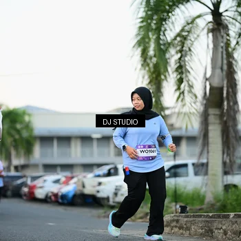 Runner Photo 7905779