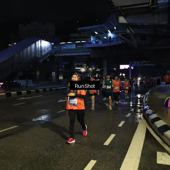 Runner Photo 7905780