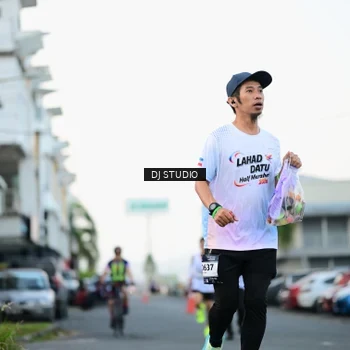 Runner Photo 7905785
