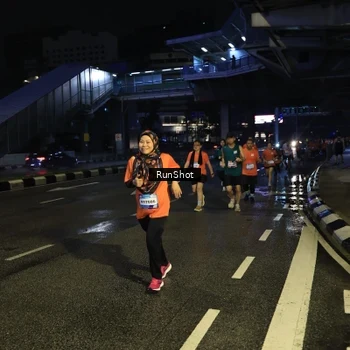 Runner Photo 7905790