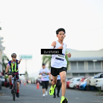 Runner Photo 7905794