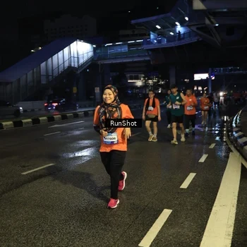 Runner Photo 7905798