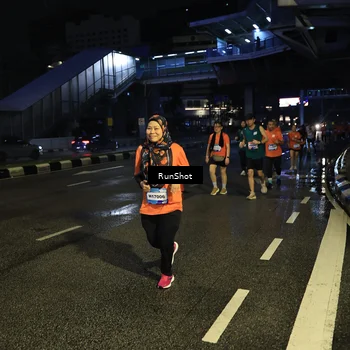 Runner Photo 7905800