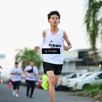 Runner Photo 7905805