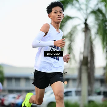Runner Photo 7905818