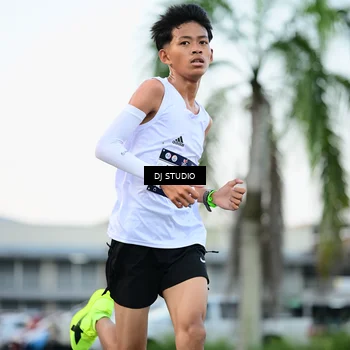 Runner Photo 7905822