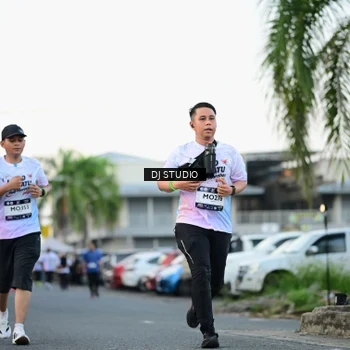 Runner Photo 7905835