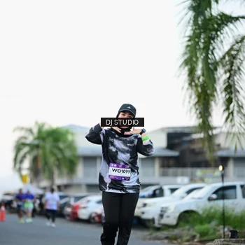 Runner Photo 7905836