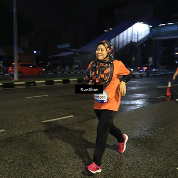 Runner Photo 7905844