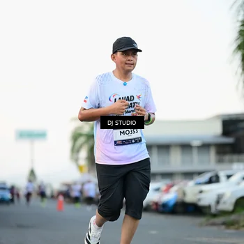 Runner Photo 7905850