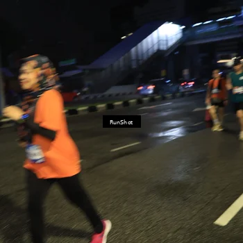 Runner Photo 7905862