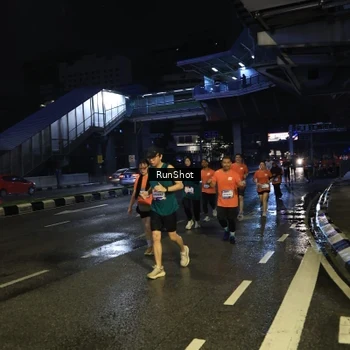 Runner Photo 7905871