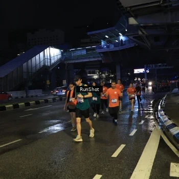 Runner Photo 7905879