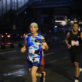 Runner Photo 7905882