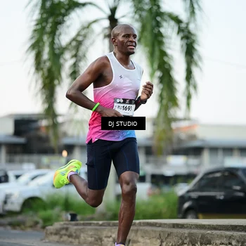 Runner Photo 7905884