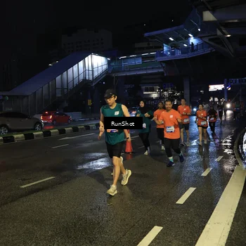 Runner Photo 7905887