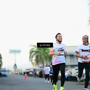 Runner Photo 7905902