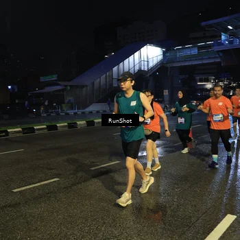 Runner Photo 7905917