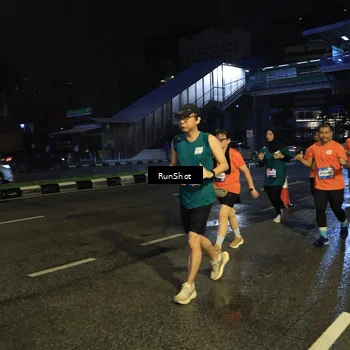 Runner Photo 7905920