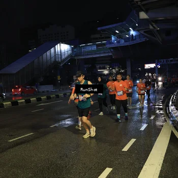 Runner Photo 7905924