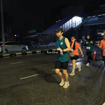 Runner Photo 7905928