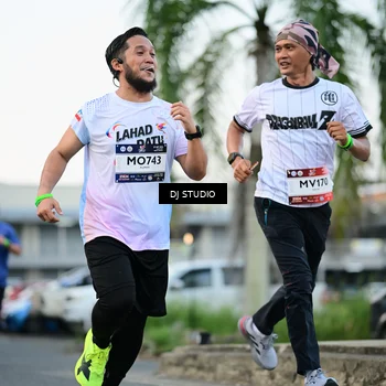 Runner Photo 7905931