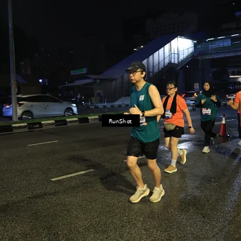 Runner Photo 7905932