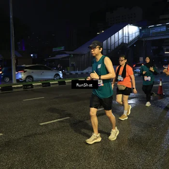 Runner Photo 7905934