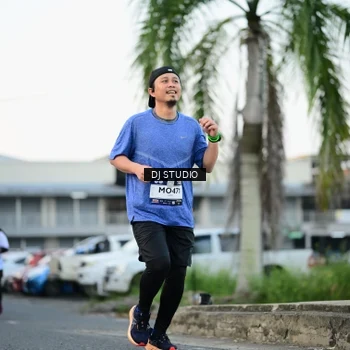 Runner Photo 7905940