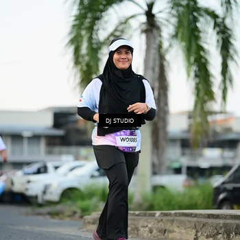 Runner Photo 7905949