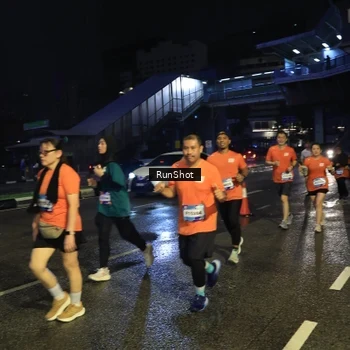 Runner Photo 7905964
