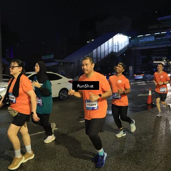 Runner Photo 7905970
