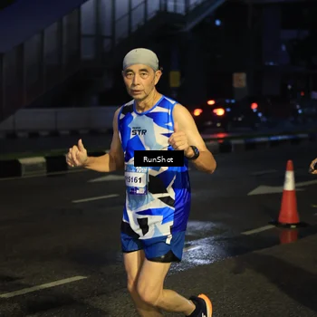 Runner Photo 7905974