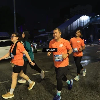Runner Photo 7905979