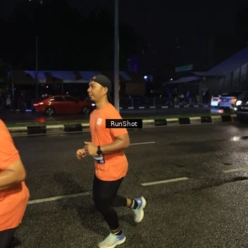 Runner Photo 7905983
