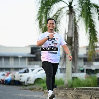 Runner Photo 7905991