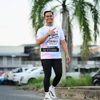 Runner Photo 7905992