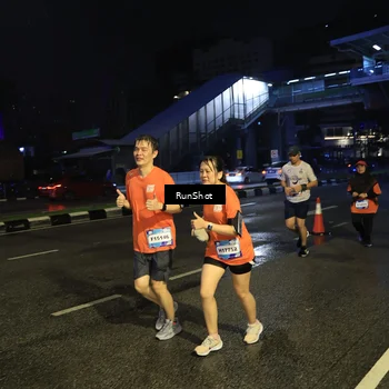 Runner Photo 7906015