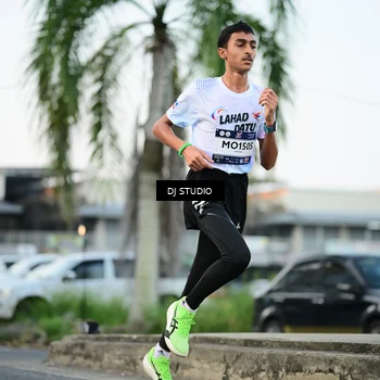 Runner Photo 7906021